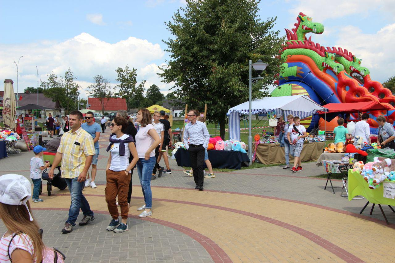 День города в Дрогичине: гуляния в парке. ФОТО