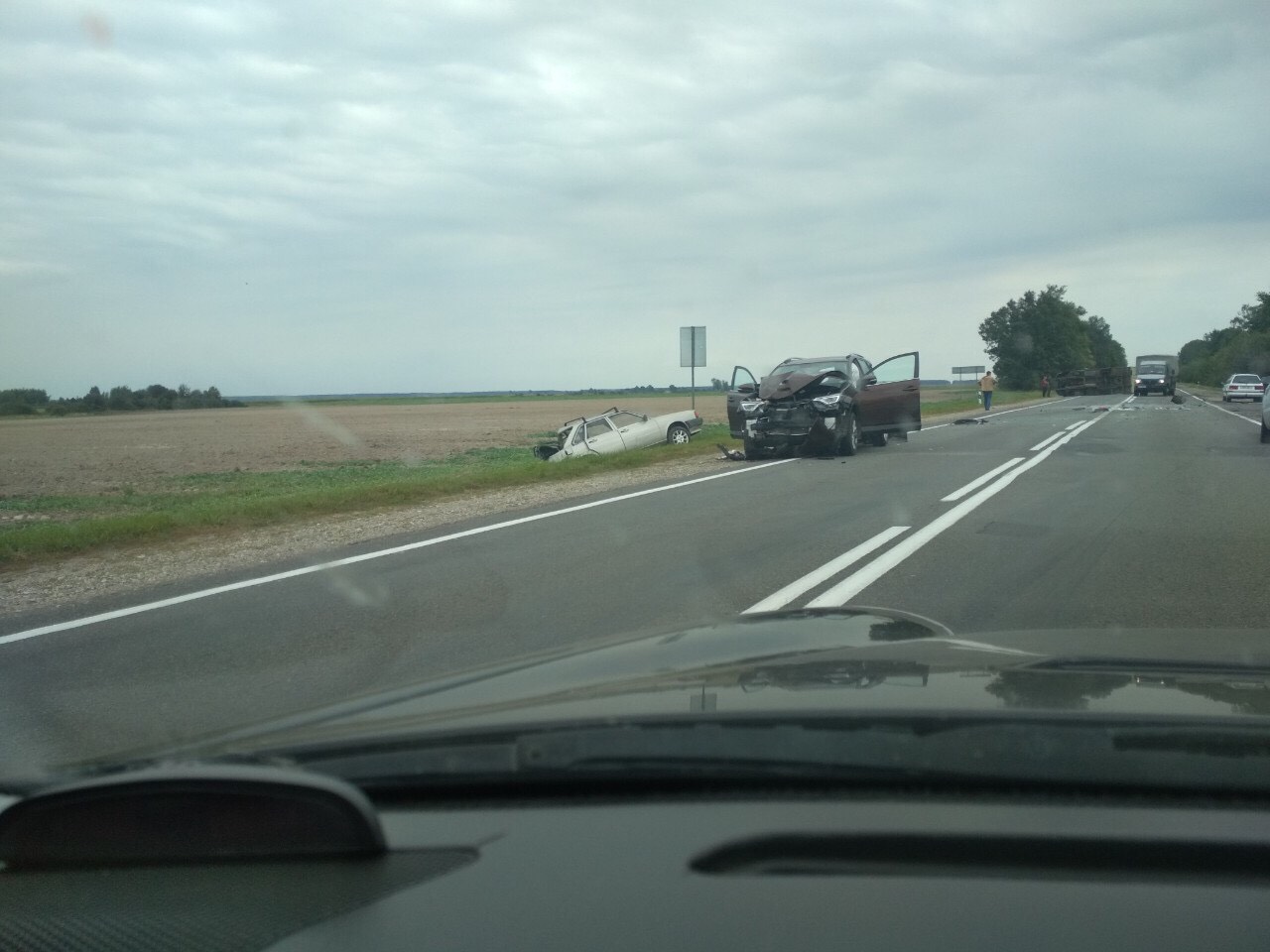 Между Дрогичином и Иваново авария с участием трех автомобилей